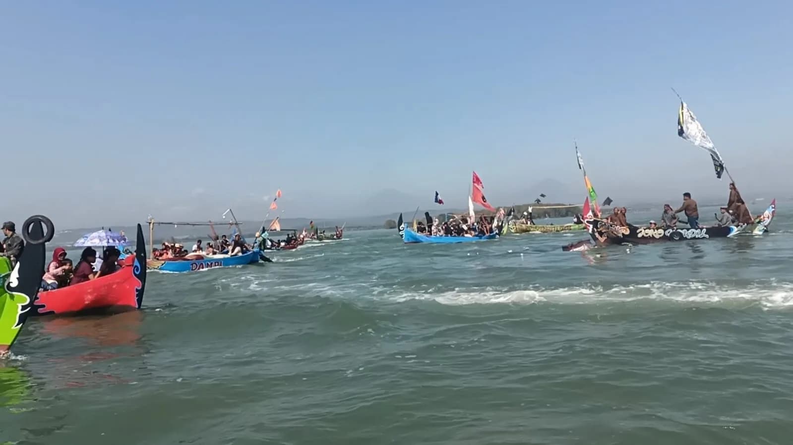 Sedekah Laut Mangunharjo Kembali Digelar, Nelayan Panjatkan Doa untuk Keselamatan