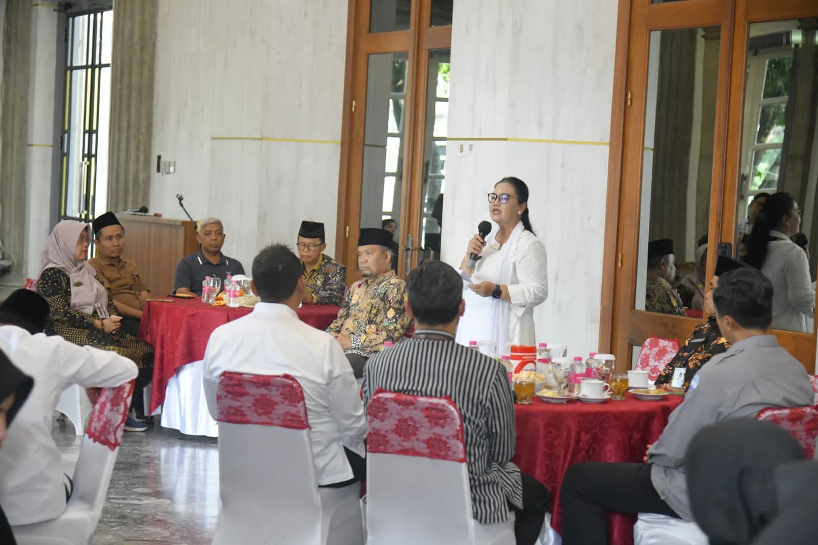 Siap Jadi Tuan Rumah, Wali Kota Semarang Agustina Wilujeng Bekali 16 Anggota Kafilah MTQ