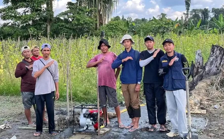 Tak Lagi Bergantung Hujan, Petani Senggi Keerom Dapat Dukungan Sumur Bor UNDIP