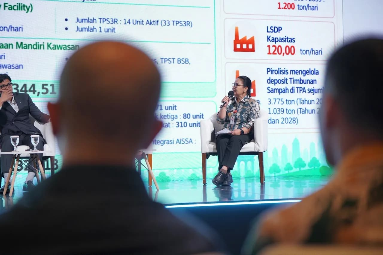 Pengalaman Semarang Hadapi Sampah dan Perubahan Iklim Dibawa Agustina ke Forum Nasional