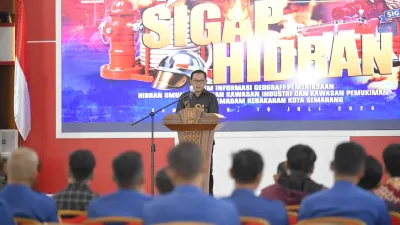 Pemkot Semarang meluncurkan Aplikasi Sigap Hidran.